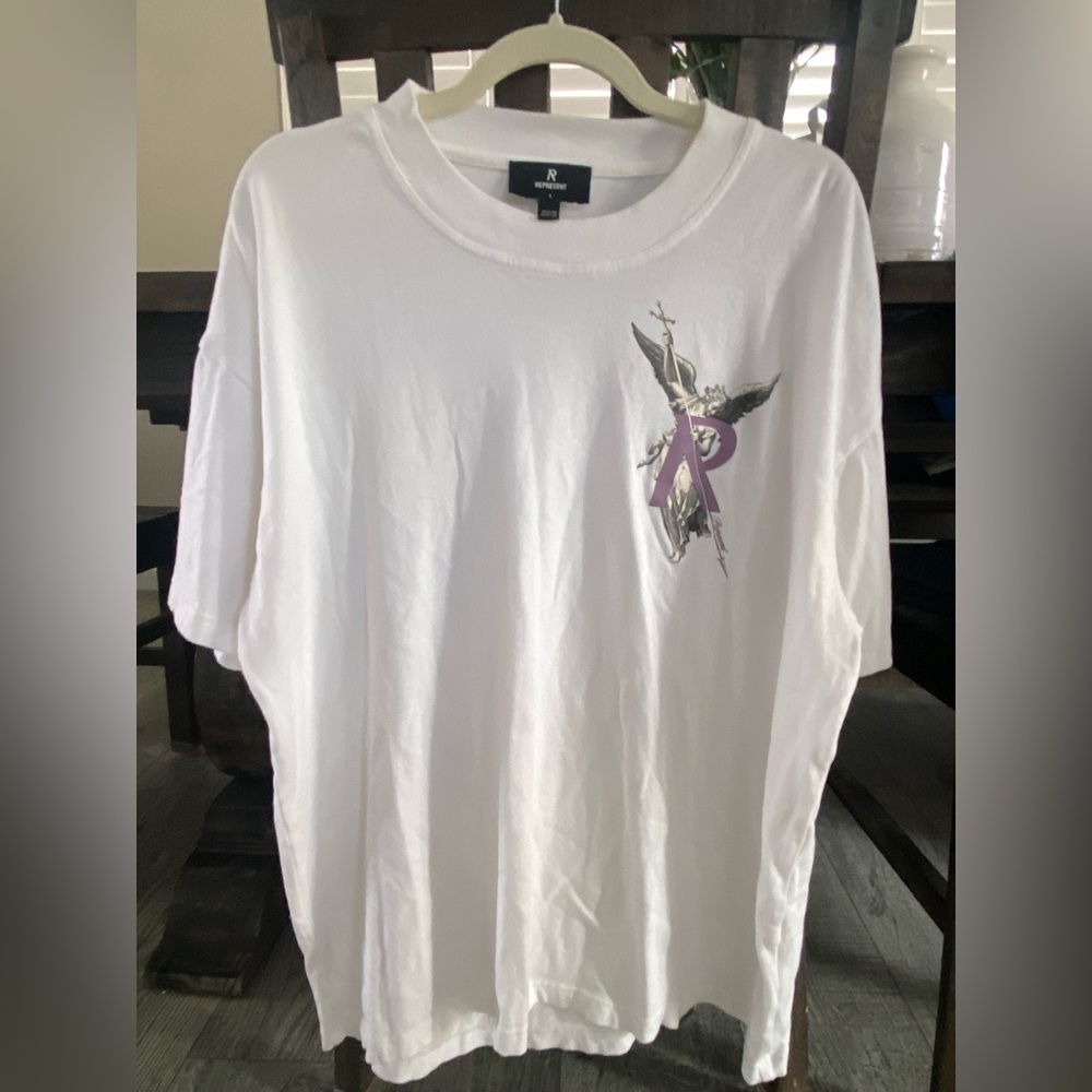 Men’s Size Large- “Represent” Brand Archangel White Graphic Shirt